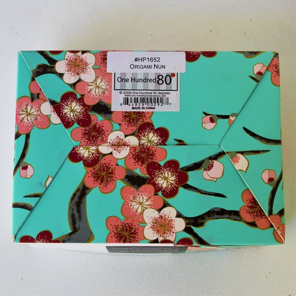 (NIB) Nun Origami Collection
by ONE HUNDRED 80° - Picture 7 of 8